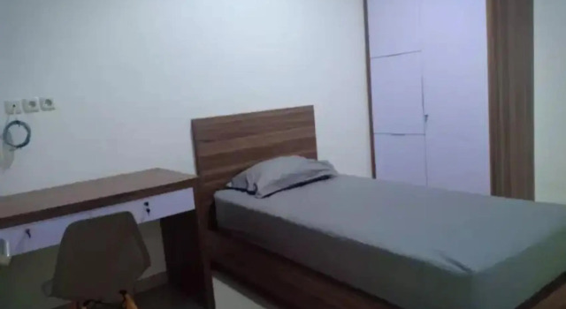 Camera Standard Kost Harian 86