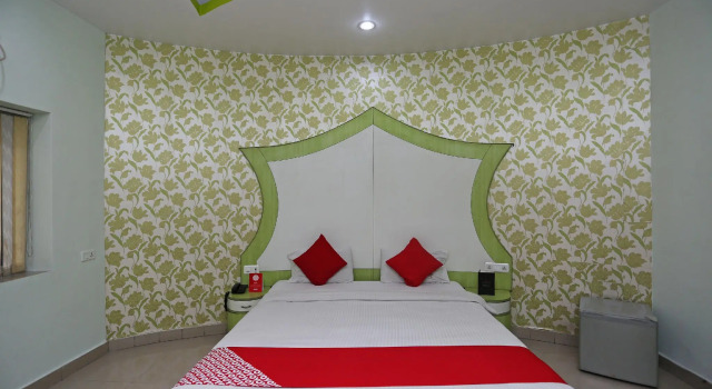 OYO 3276 Hotel Rockstar Suites, Забронировать Отель Баллигандж Калькутта