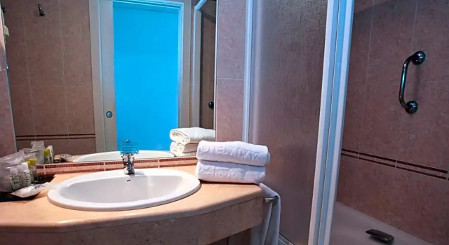 Номер Standard с частичным видом на море Hotel Alay