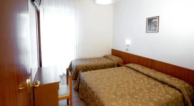Hotel Giada, Book Hotel Hoteller i Teramo med parkering, Parkering