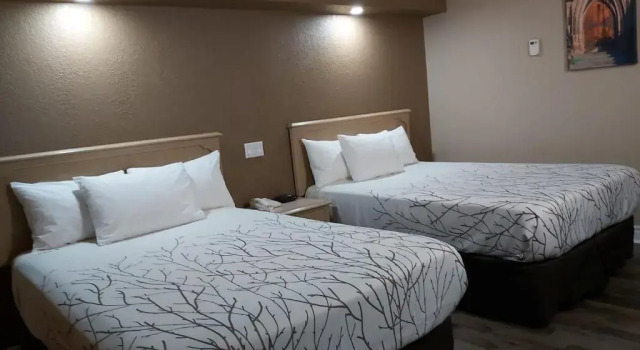 Arnprior Motor Inn, Varaa Hotelli  