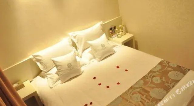 Yikezhan Boutique Hotel, Book Boutique Hotel Hoteller i Fuxin med parkering, Parkering