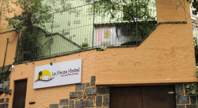Le House Hostel