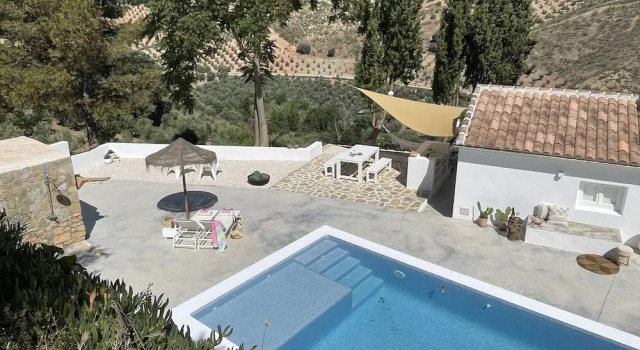 Vista Las Colinas in Izn jar, Book Villa Hoteller i Iznajar med pool, Swimmingpool