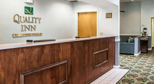 Quality Inn Rochester South, Prenota Hotel Hotel a Indiana con parcheggio, Parcheggio