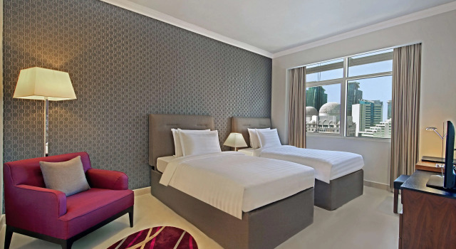 Апартаменты Premier с 2 комнатами The Curve Hotel