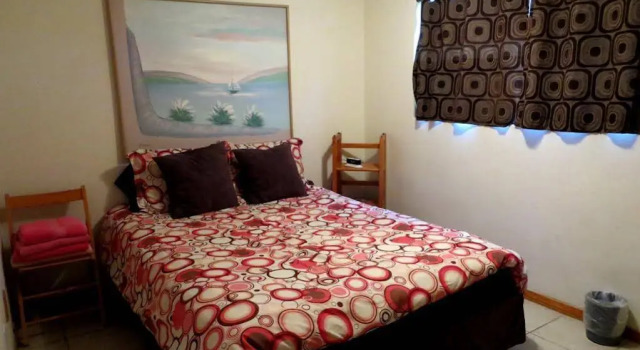 Vegas Oasis Home w/ Pool & Spa: 7 Miles to Strip, Забронировать Отель Саммерлин Лас-Вегас