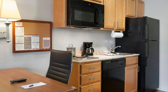 Четырёхместный люкс Candlewood Suites Savannah Airport by IHG
