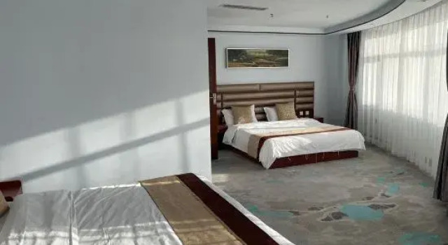 Люкс Deluxe Naiman Banner Yuanhuang Hotel