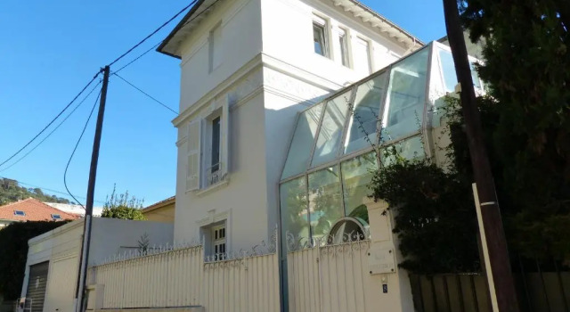 Вилла Stylish Art Deco villa near the sea 4 Bdrs Pool and garage