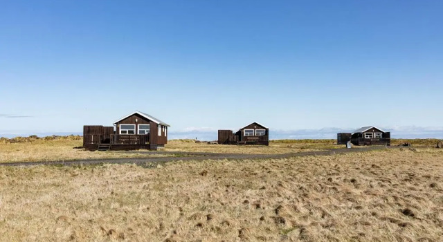 Коттедж с 2 комнатами Ocean Break Cabins