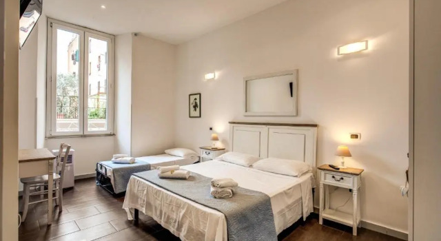 GuestHouse o Affittacamere La civetta di Trastevere, Забронировать Гостевой дом Трастевере Рим, рядом с Уста истины