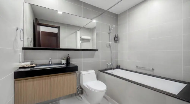 Номер Deluxe с 3 комнатами с балконом и с видом на город Somerset Central TD Hai Phong City