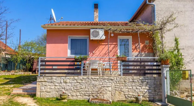 Holiday Home Magna Castels, Prenota Appartamento Hreljići Istria