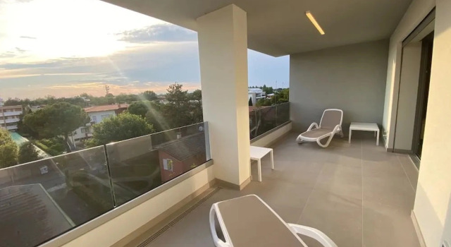 Modern Apartment 300m From the sea, Забронировать Апартаменты/квартира Бибионе-Пинеда Венето