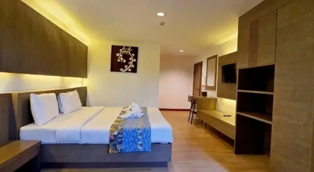 Двухместный люкс c 1 комнатой с видом на город Sea Paradise Hotel Sattahip