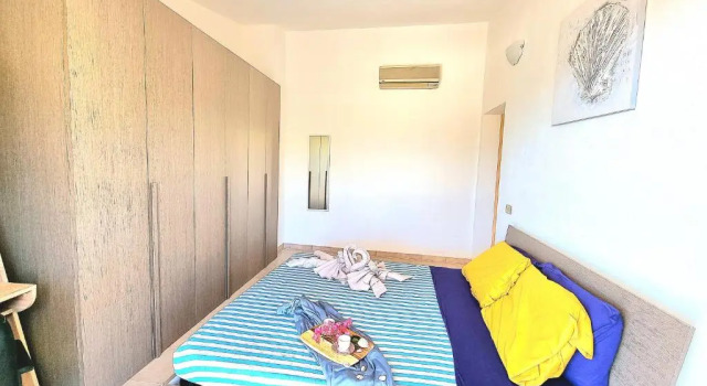 Коттедж 4 Bedroom Villa With Garden 3 min Walk From Beach!