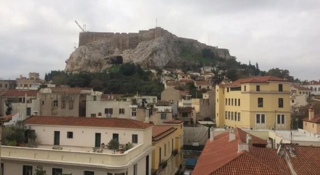 Апартаменты с балконом Check Point - Plaka
