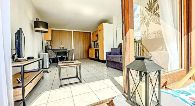 Annecy 1 Bedroom Apt with Balcony
