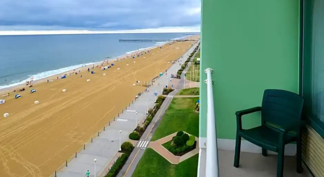 Двухместный номер Standard с видом на океан Holiday Inn Va Beach-Oceanside 21st St by IHG