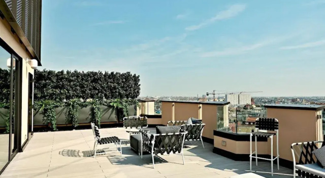 San Babila Modern Apartment, Забронировать Апартаменты/квартира Отели Милана с бассейном, рядом с Галерея искусств Брера, Бассейн