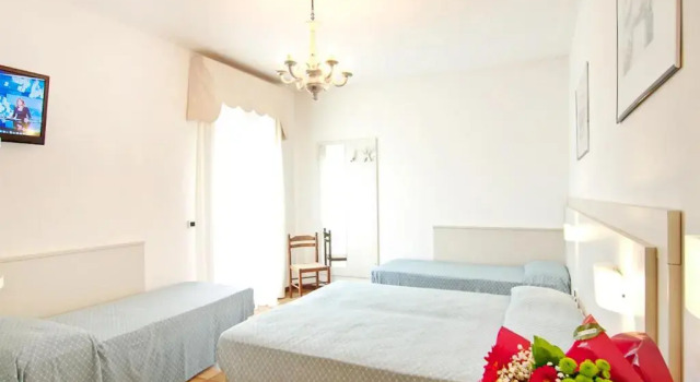 Четырёхместный номер Standard New Hotel