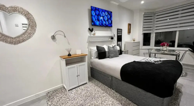 Студия Premier Central Harrow Studios 3mins to station