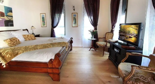 Oak Shade, Book Hotel Hoteller i North District Israel med parkering, Parkering