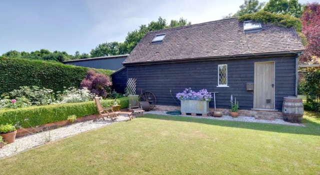 Quaint Holiday Home in Cranbrook With Serene View, Book Hotel 3-stjernede hoteller i High Weald, 3*