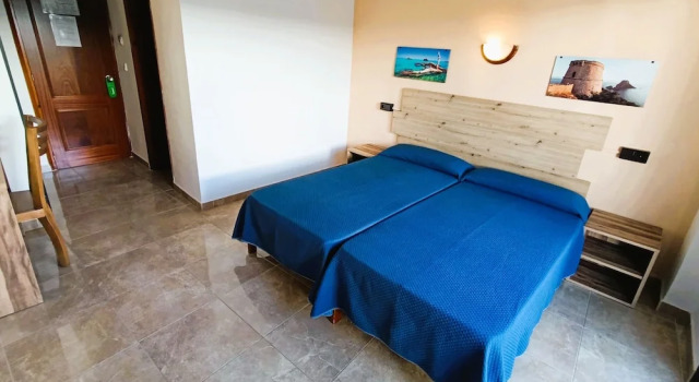 Двухместный номер Standard с балконом Hostal Horizonte