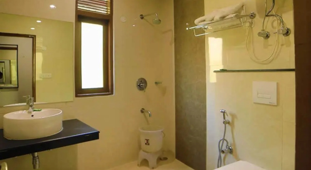 Люкс Deluxe J S Group Hotel Eco Groves Manali