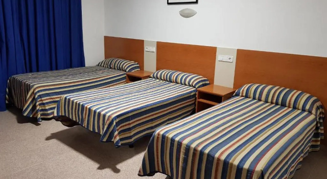 Трёхместный номер Standard Pensión La Orozca Benidorm
