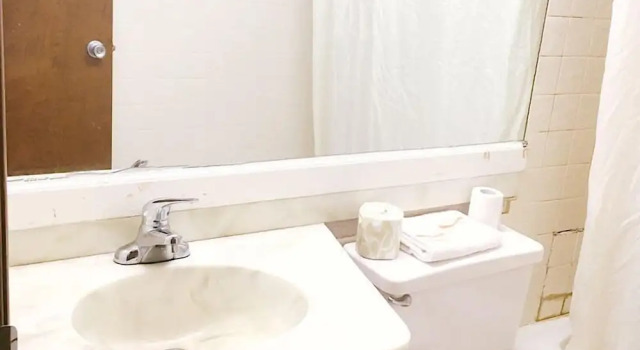 Номер Comfort Travelers Inn Elizabethton