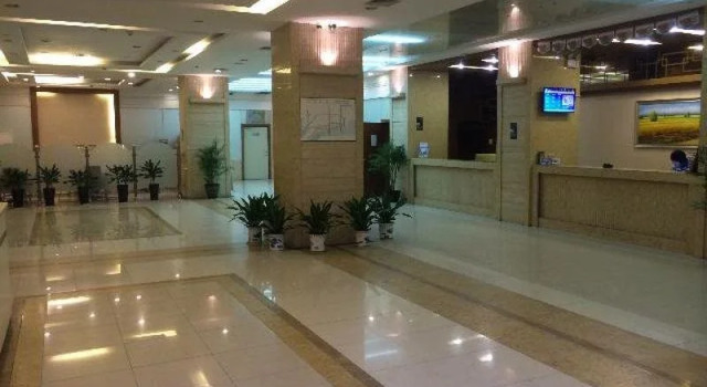 7 Days Inn Dongmen Center Branch