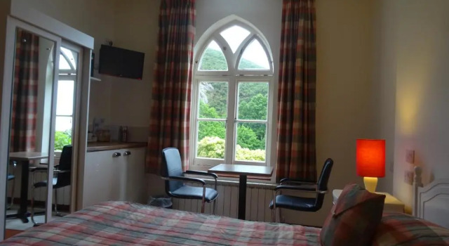 Undercliff Guest House, Buchen Sie Pension Trinity Großbritannien