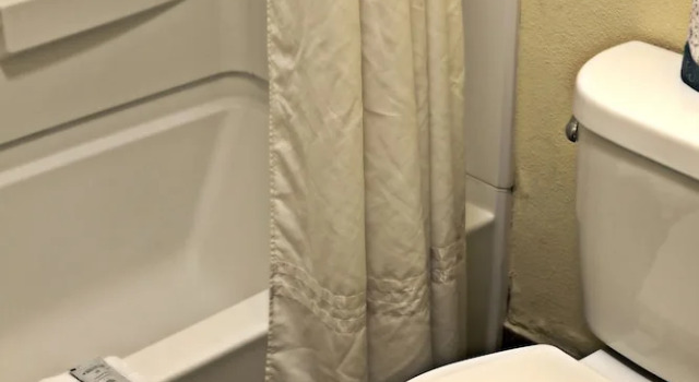Номер Deluxe Key Inn and Suites