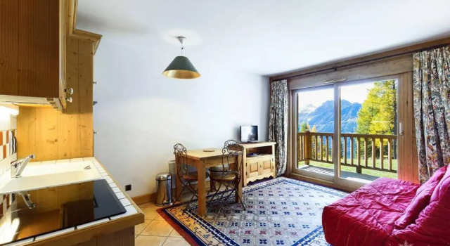 Appartement Montvalezan-La Rosière, 2 pièces, 4 personnes - FR-1-398-520, Забронировать Апартаменты/квартира Отели Ла-Розьер с парковкой, рядом с Горнолыжный курорт Ла Розьер, Парковка
