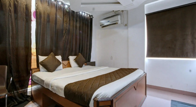OYO Flagship 77190 Hotel Nash Inn, Rezervovat Hotel Hotely v Bangalore s parkováním, Parkování