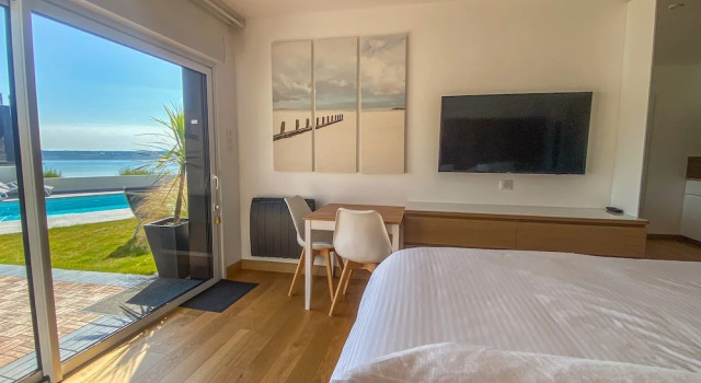 Chambres d'hôtes Vue Mer, Забронировать Гостевой дом Карантек Finistère