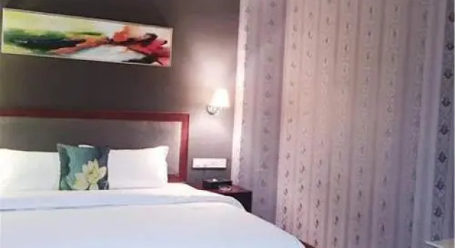 Lian Feng Business Hotel, Boek Hotel Hotels in Guangdong met parkeren, Parkeren