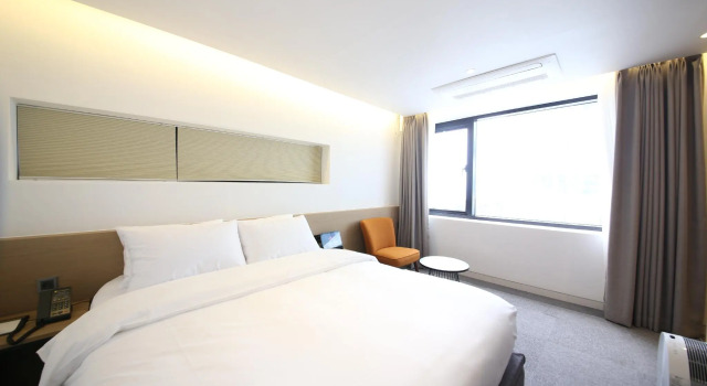 O podwyższonym standardzie dwuosobowy pokój Haeundae Thevan Hotel