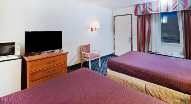 Четырёхместный номер Standard Starlight Stays