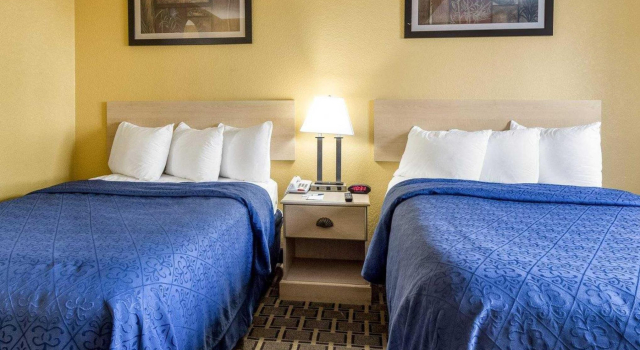 Четырёхместный номер Standard Quality Inn & Suites Corpus Christi Beachside