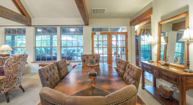 Rock 'n' Wood 4 Bedrooms 3.5 Bathrooms Home