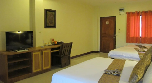 Семейный номер Standard OYO Baan Tong Tong Pattaya Resort