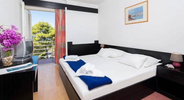 Семейный номер Standard с балконом и с видом на море Hotel Hvar