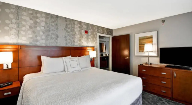 Люкс Courtyard by Marriott Jacksonville Airport/ Northeast