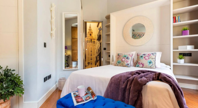 Cathedral Luxury Studio, Swimming Pool and Cathedral Views