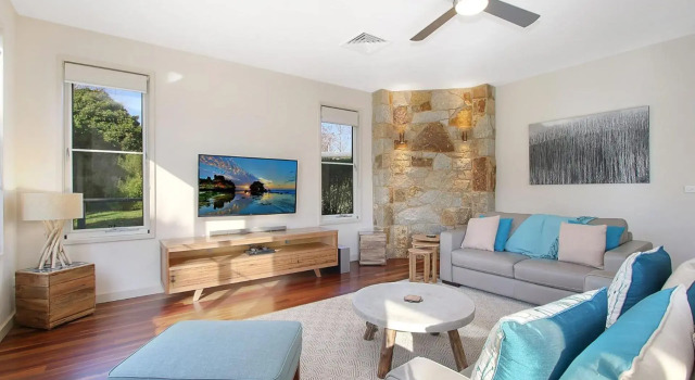 Couples on the Park - Great location!, Varaa Hotelli Bright 