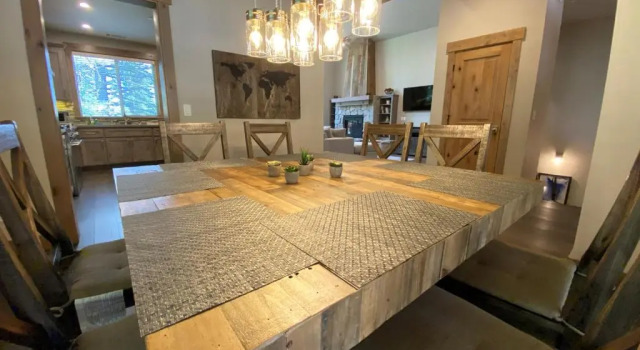Коттедж Saint Bernard - INCREDIBLE MOUNTAIN GETAWAY HOT TUB GAME ROOM GAS BBQ L2 EV CONNECTION TAHOE
